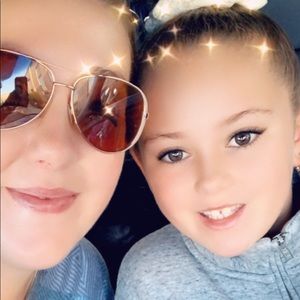 Meet your Posher, Whittney